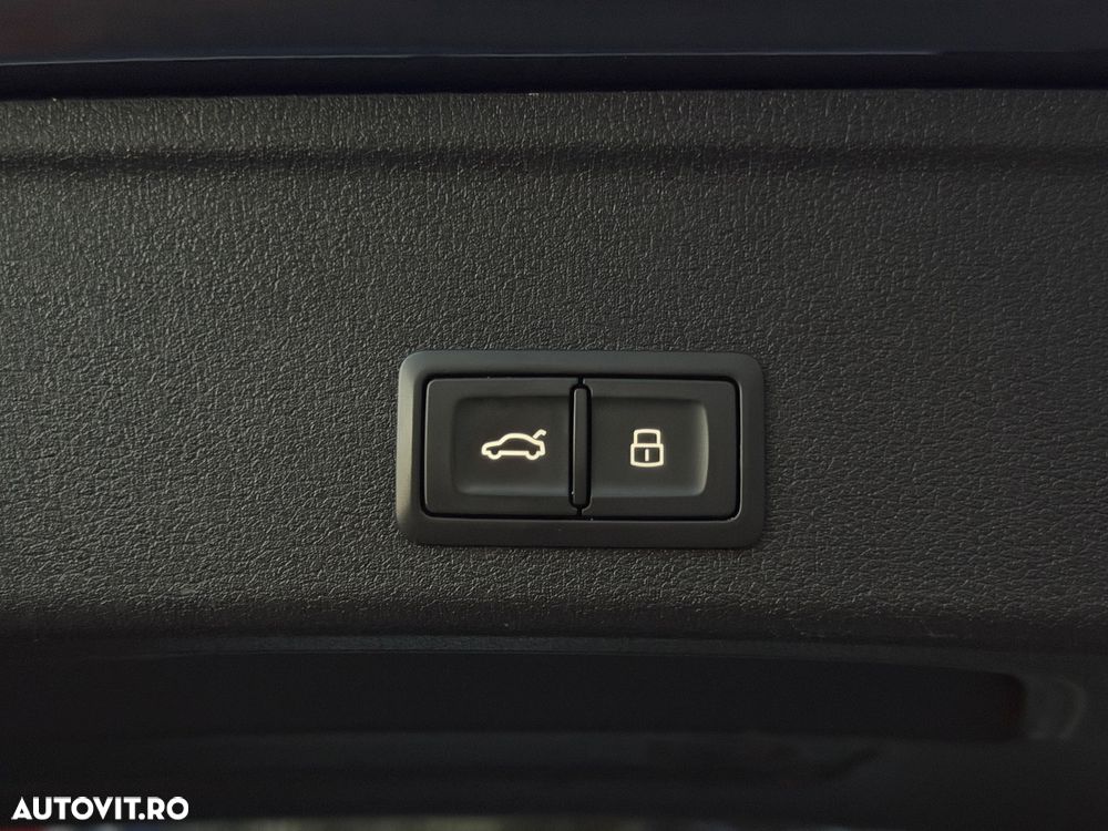 Audi A4 2.0 TDI S tronic Design - 24