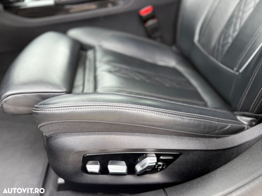 BMW Seria 7 730d xDrive - 25