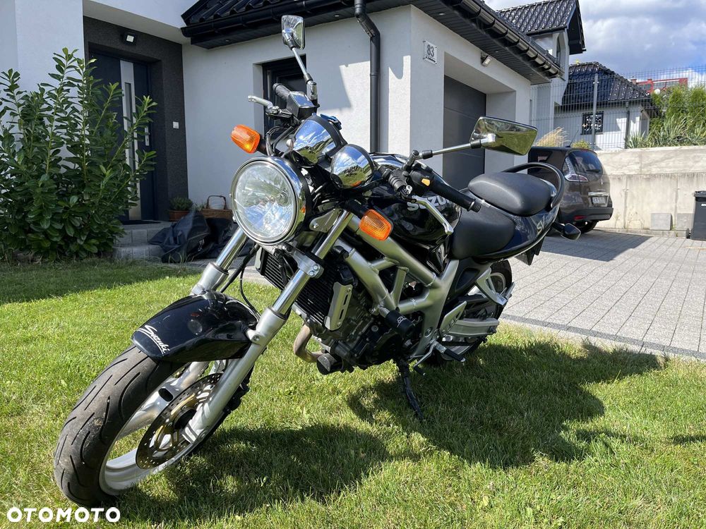 Suzuki SV - 11