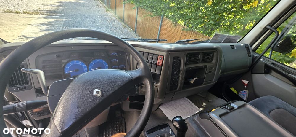 Renault Premium - 2