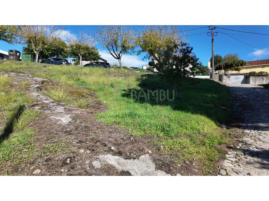 Vilar de Mouros - Terreno com 1430m2 - Grande imagem: 5/6