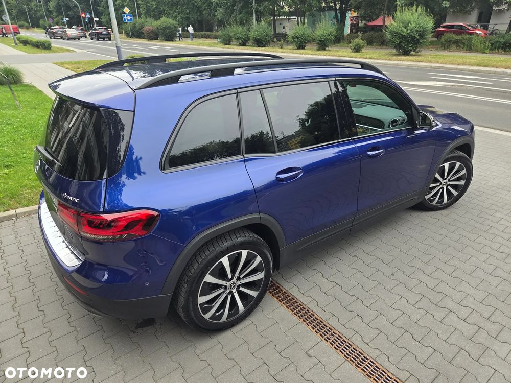 Mercedes-Benz GLB 250 4-Matic 8G-DCT - 16