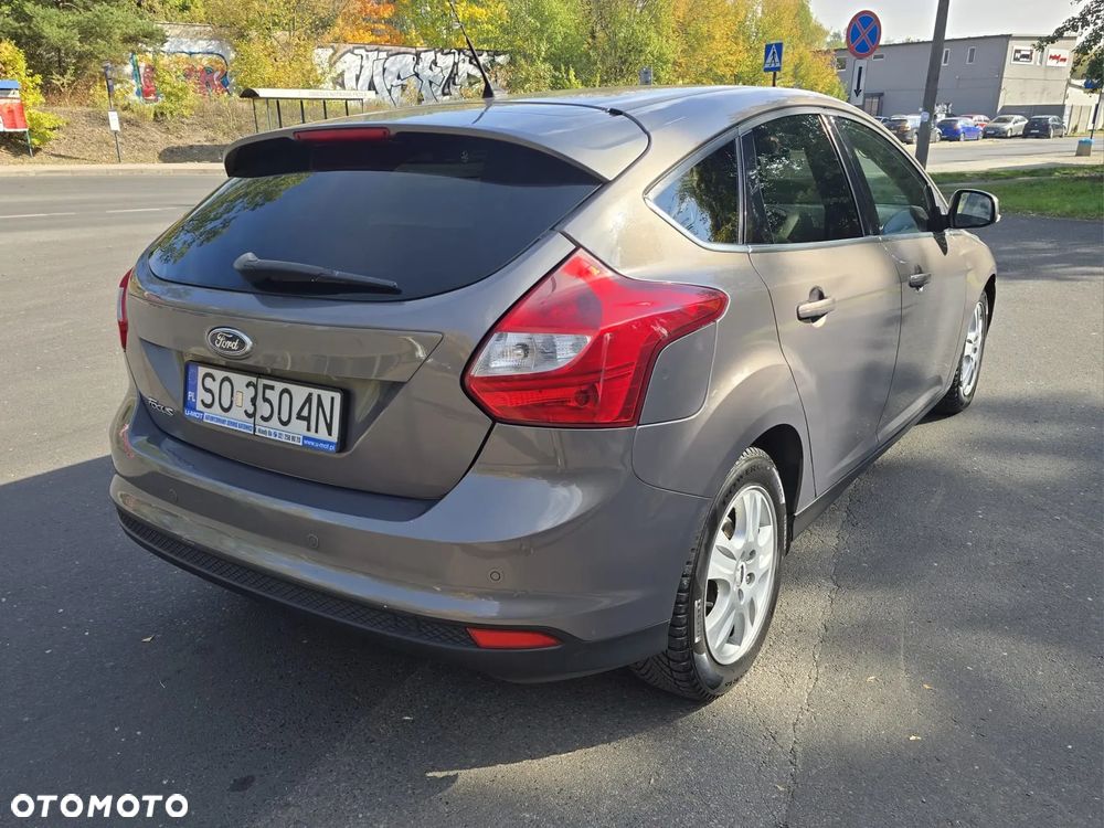 Ford Focus - 12