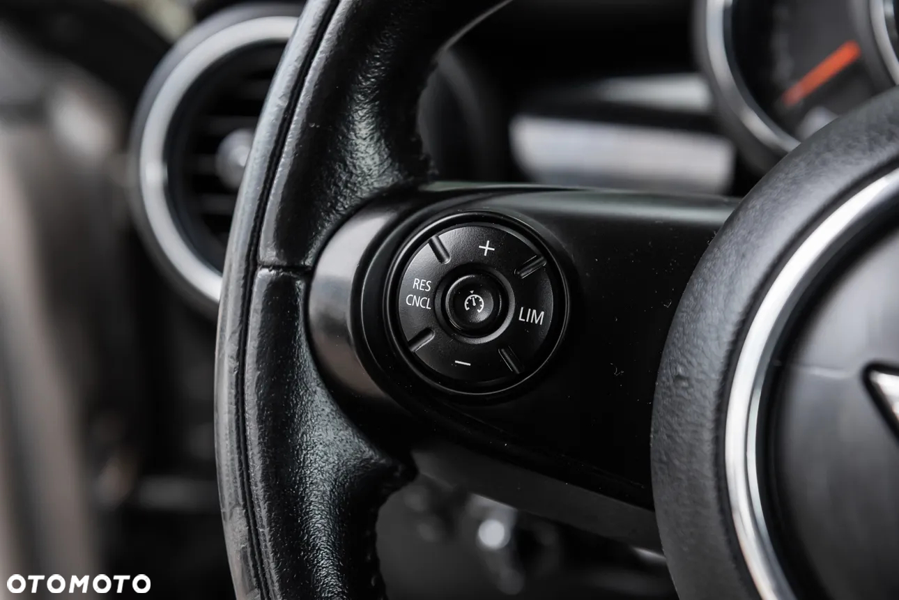 MINI Cooper Multitone Edition - 18