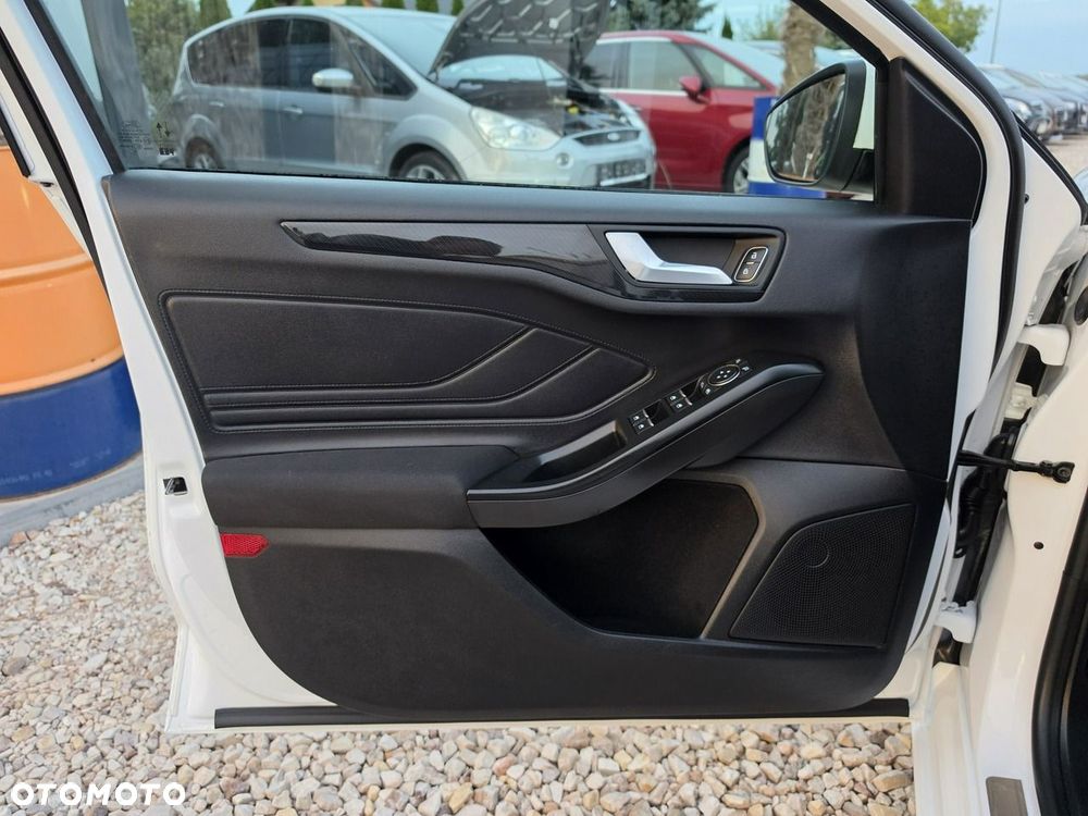 Ford Focus 2.0 EcoBlue ST-Line - 26