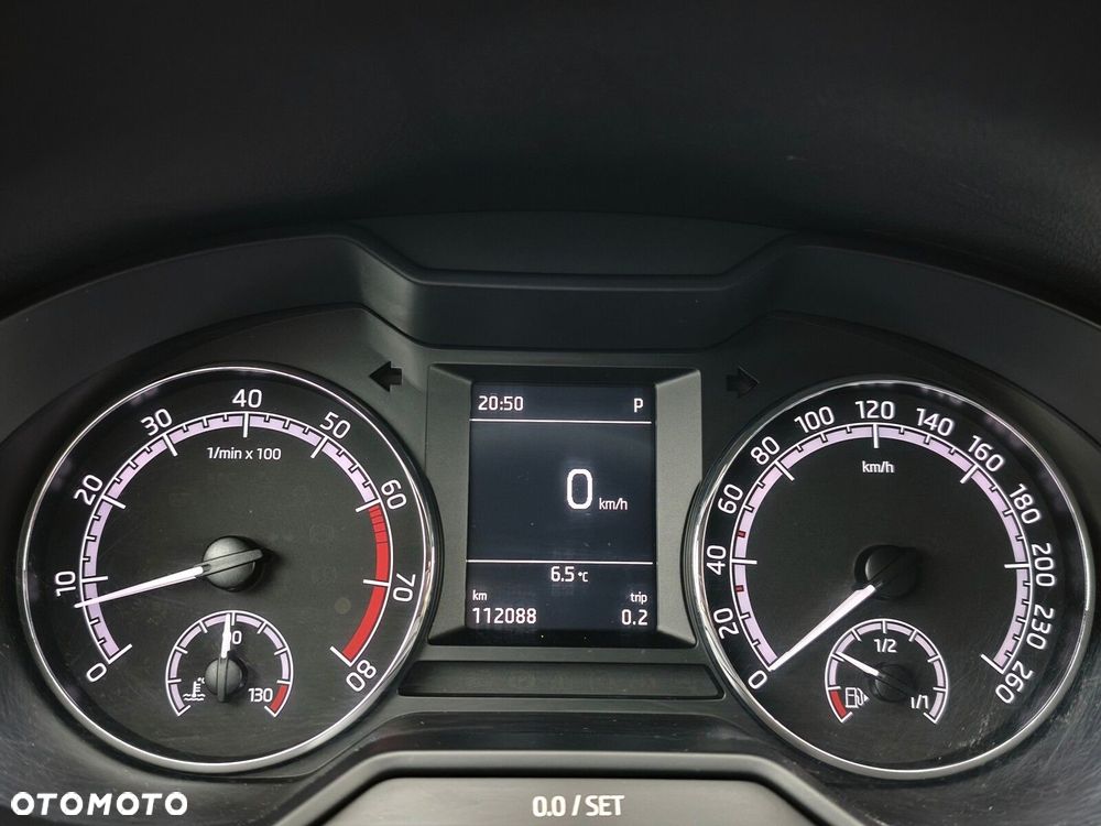 Skoda Octavia 1.4 TSI Ambition DSG - 24