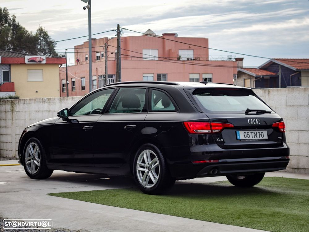 Audi A4 Avant 2.0 TDI Advance S tronic - 12