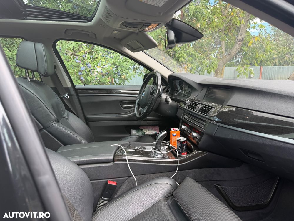 BMW Seria 5 530d Aut. - 14