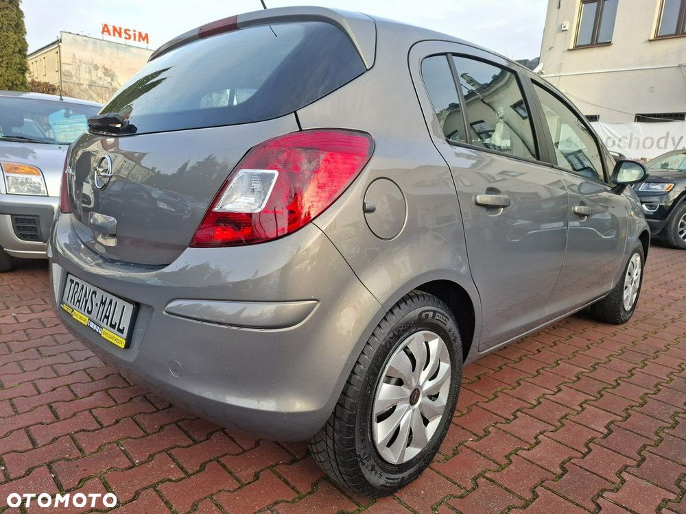 Opel Corsa 1.2 16V Essentia - 7