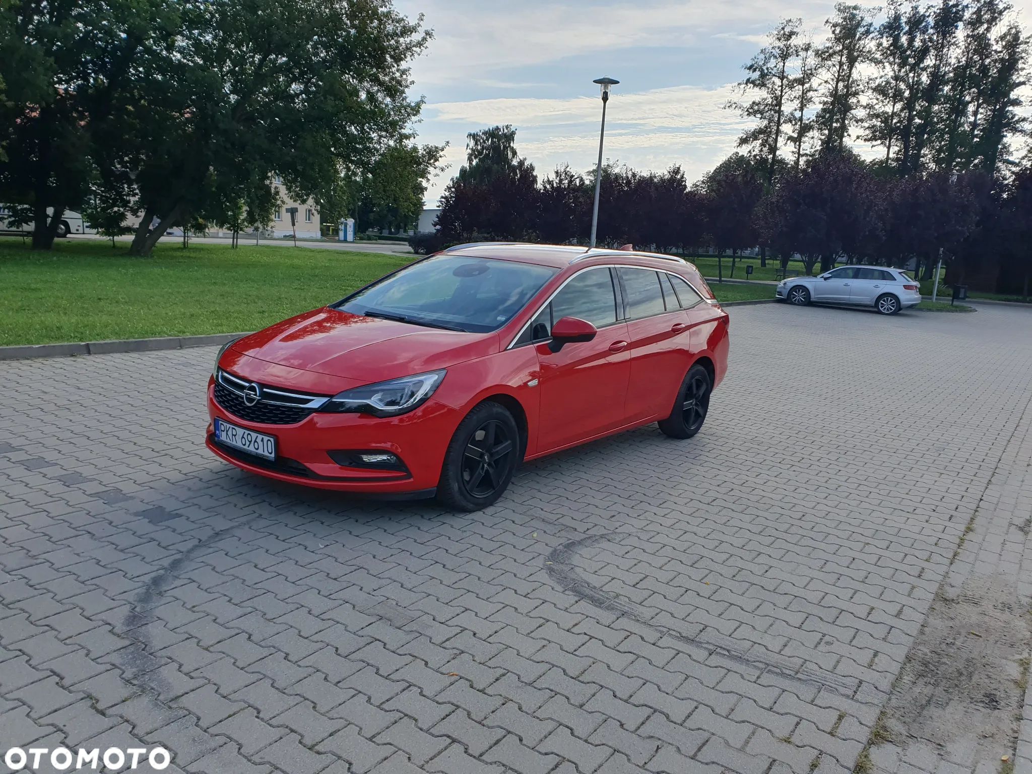 Opel Astra 1.6 CDTI Automatik Sports Tourer Active - 1