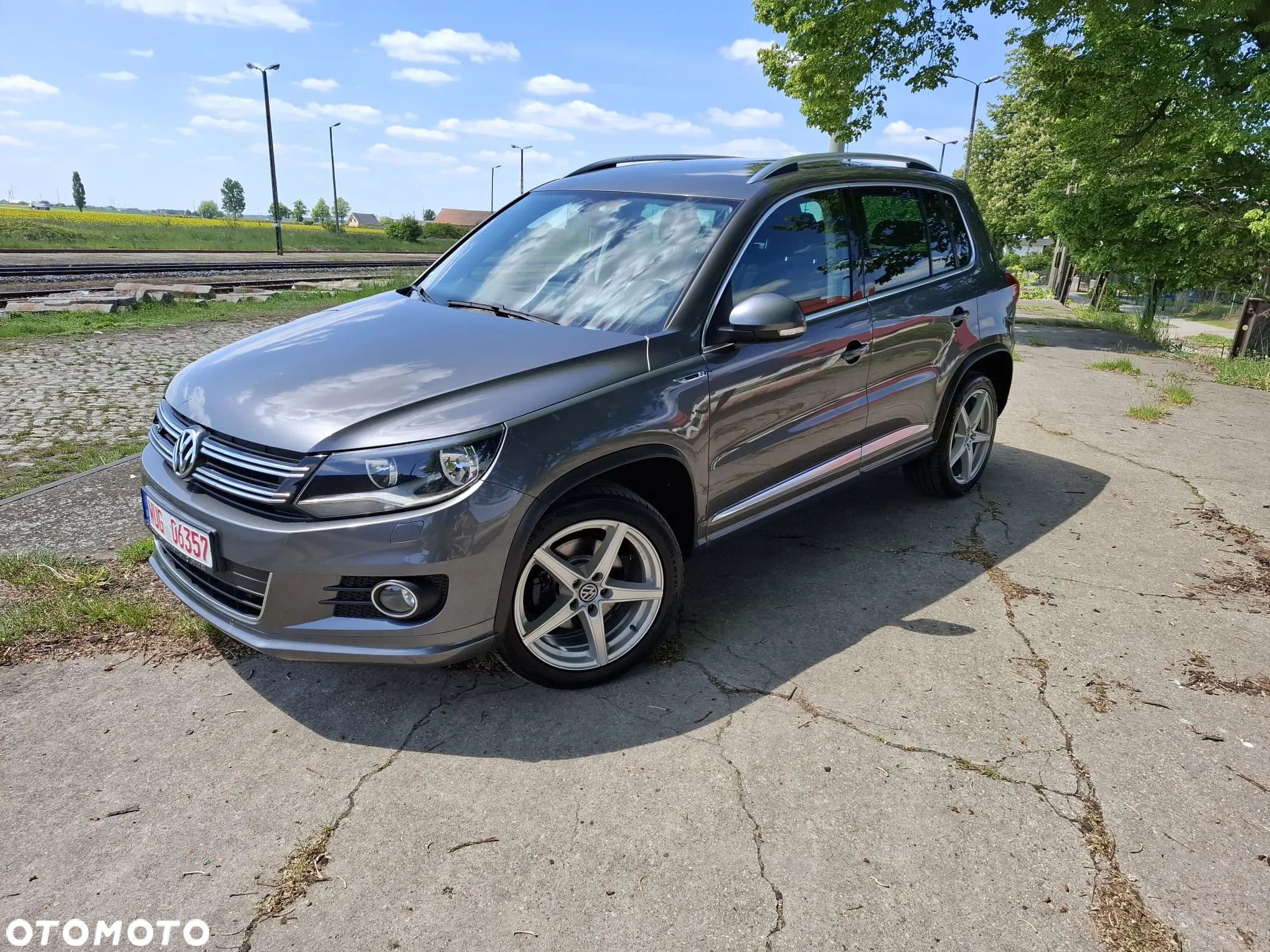Volkswagen Tiguan 1.4 TSI BlueMotion Technology Sport & Style - 1