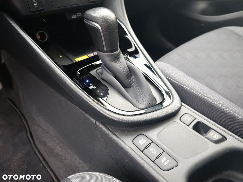 Toyota Yaris Hybrid 1.5 Style - 18