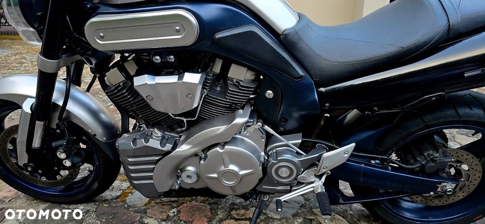 Yamaha MT - 5