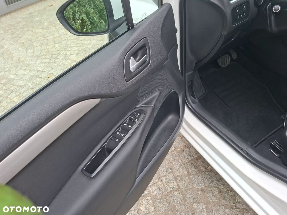Citroën C4 BlueHDi 120 Stop&Start EAT6 Shine - 17