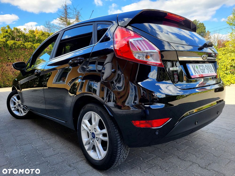 Ford Fiesta 1.0 EcoBoost STart-Stop Titanium - 4