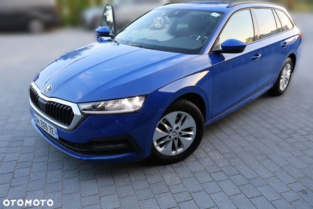 Skoda Octavia 2.0 TDI DSG Ambition - 36