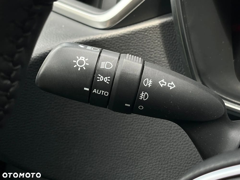 Toyota Corolla 1.5 Comfort - 23