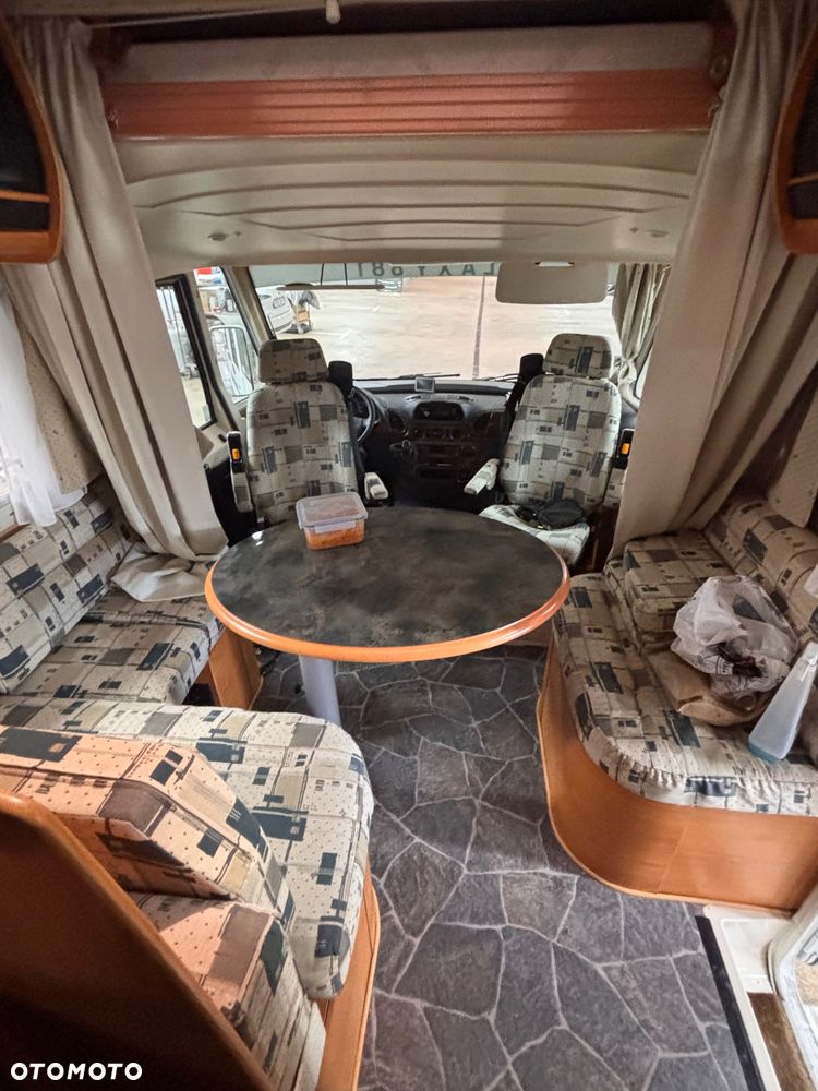 Mercedes-Benz Sprinter Pilote Galaxy 881 - 9