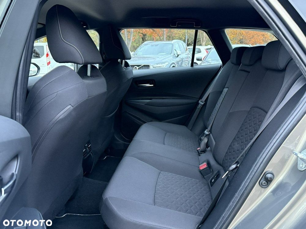 Toyota Corolla - 14