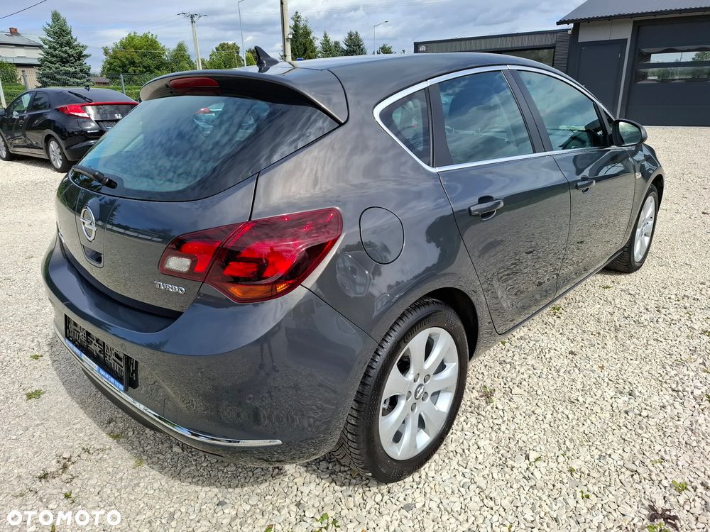 Opel Astra 1.6 T SIDI Cosmo S&S - 5