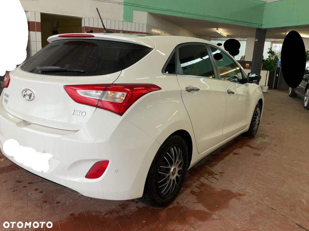 Hyundai i30 1.6 Fifa World Cup Edition - 6