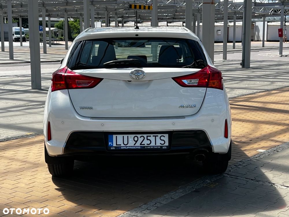 Toyota Auris - 7