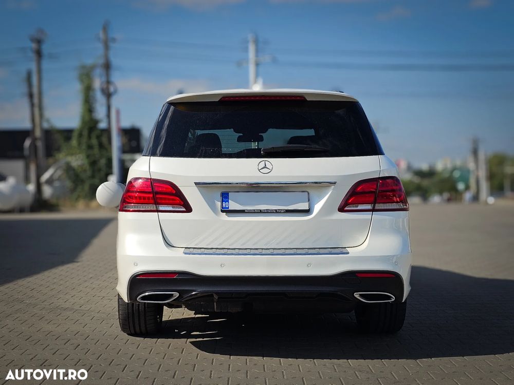 Mercedes-Benz GLE 350 d 4Matic 9G-TRONIC AMG Line - 10
