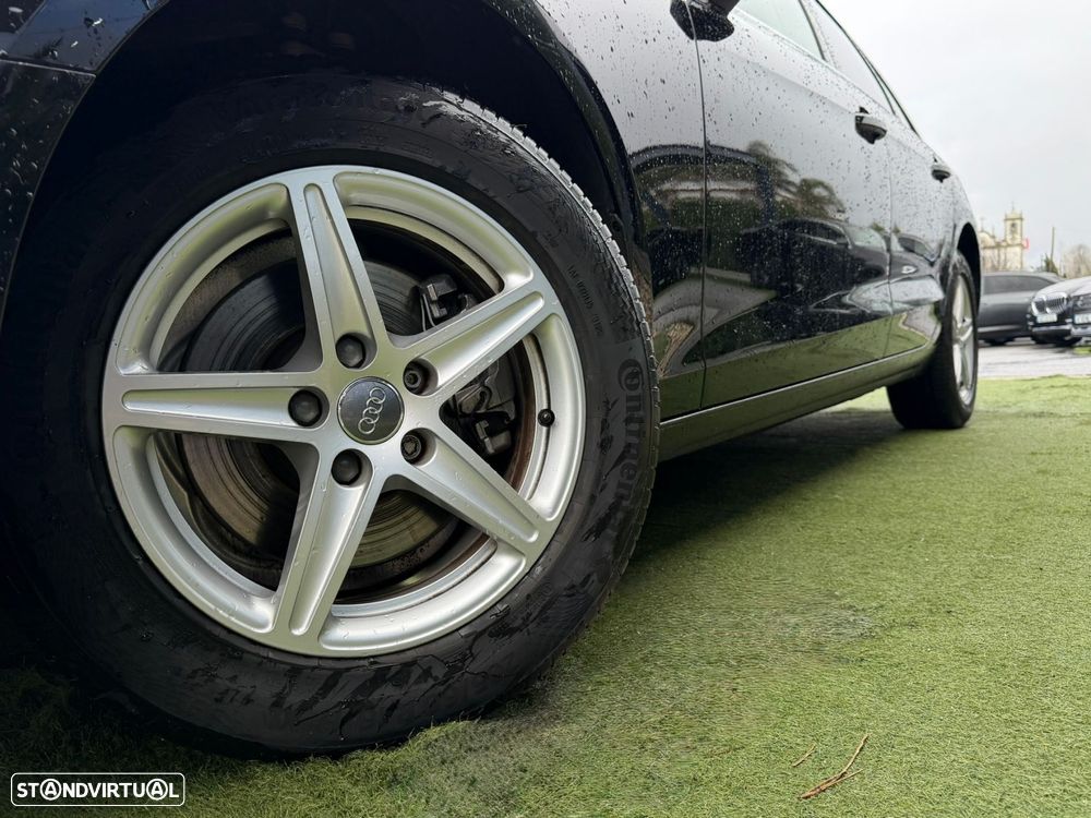 Audi A4 Avant 35 TDI Advanced S tronic - 4