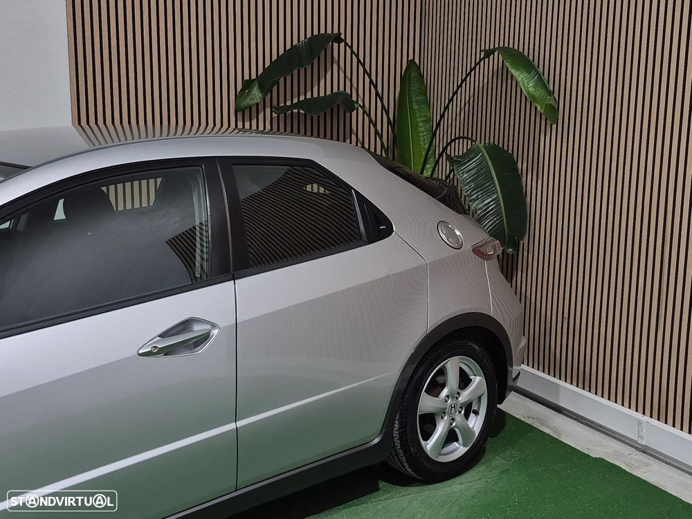 Honda Civic 1.4 i-VTEC Sport Edition - 3