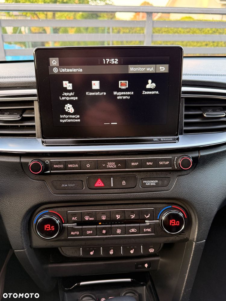 Kia ProCeed 1.6 T-GDI GT DCT - 23