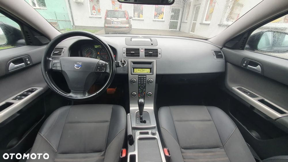 Volvo V50 - 8