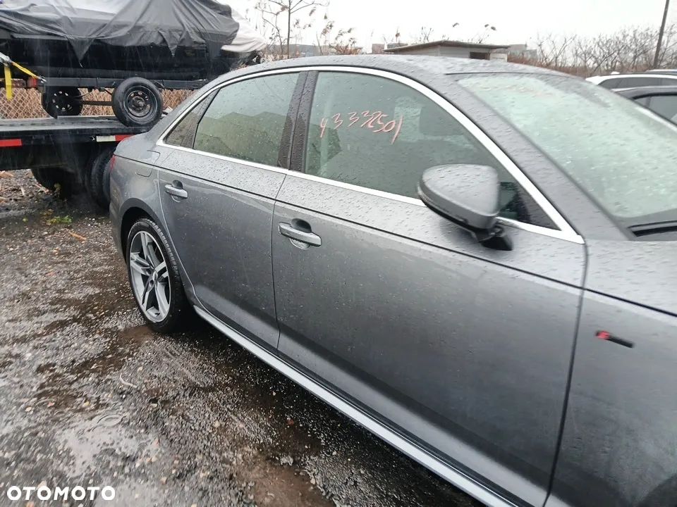 Audi A4 Limousine - 18