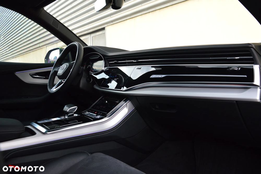 Audi Q8 55 TFSI mHEV Quattro Tiptronic - 19