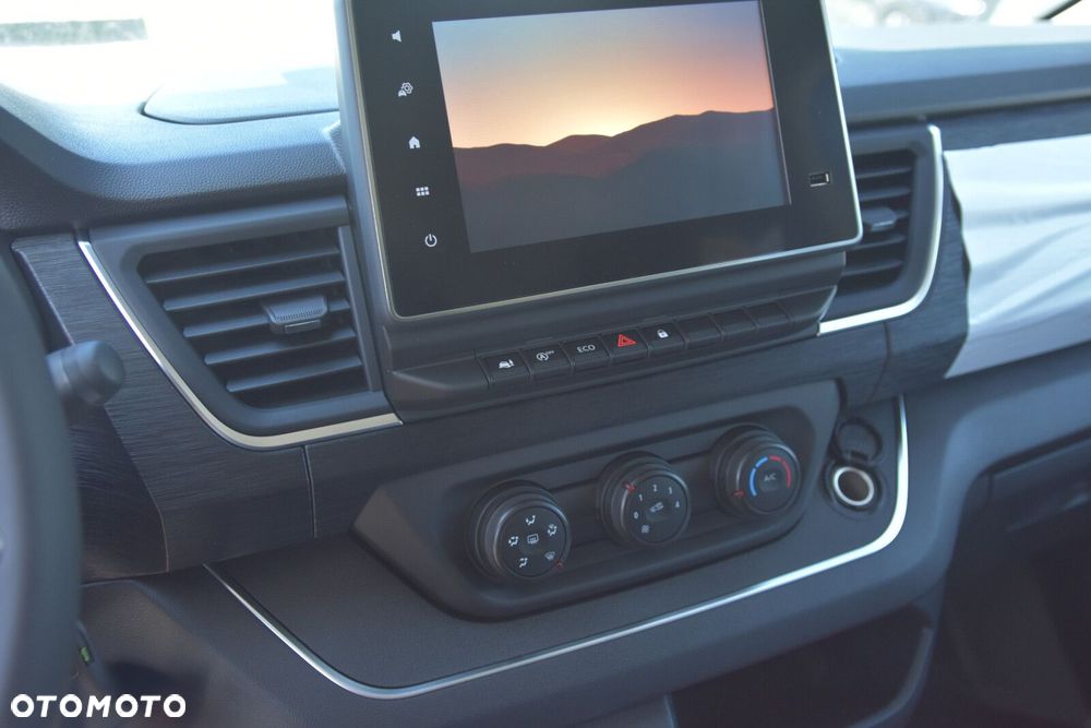 Renault Trafic - 13