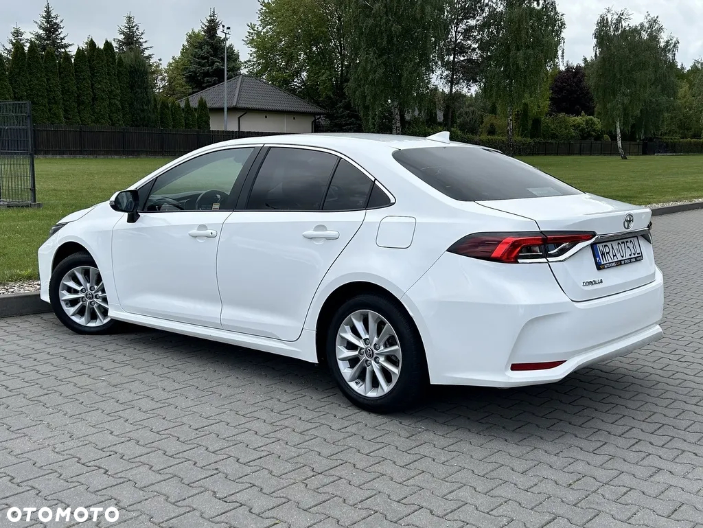 Toyota Corolla - 16
