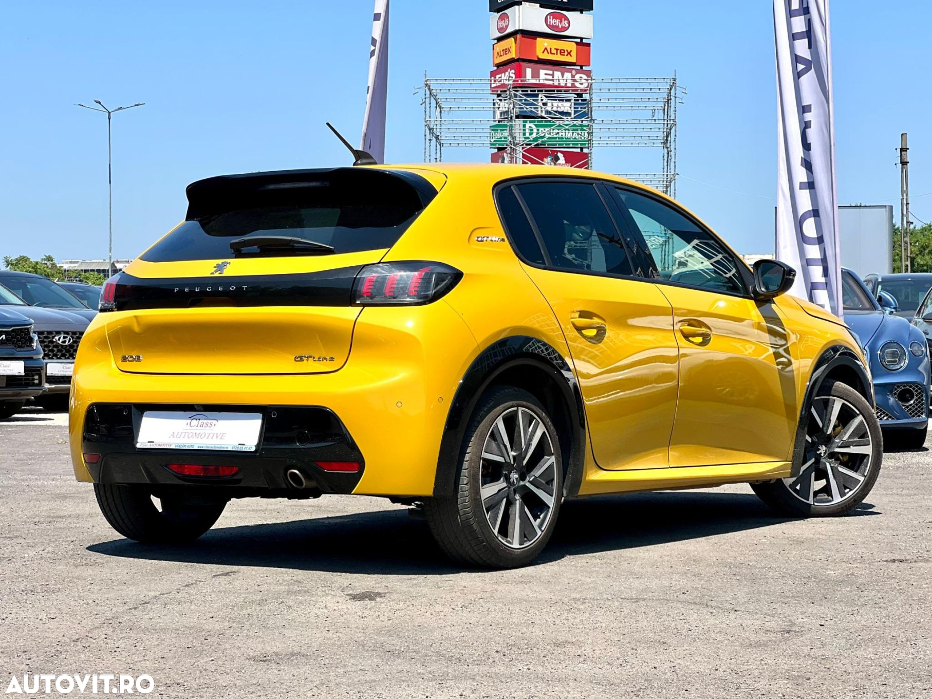 Peugeot 208 1.2 L PureTech STT EAT8 GT Line - 10