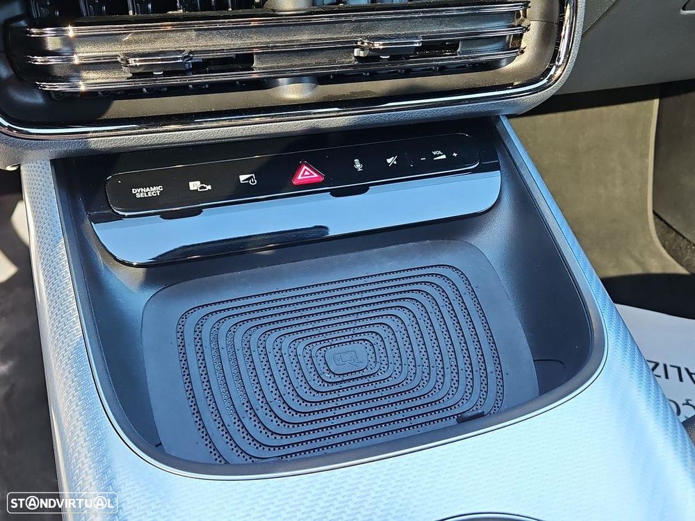 Mercedes-Benz CLA 250+ EQ - 22