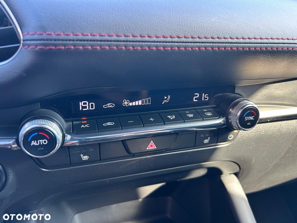 Mazda 3 e-SKYACTIV-G 150 M HYBRID PRIME-LINE - 29