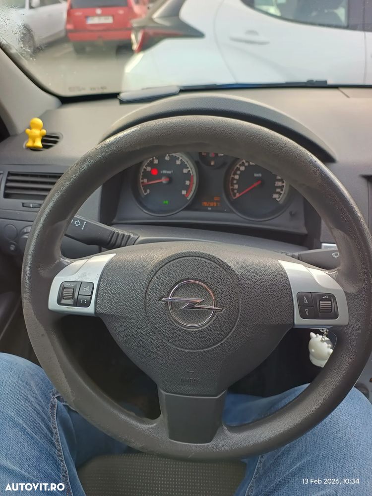 Opel Astra 1.4i Cosmo - 5