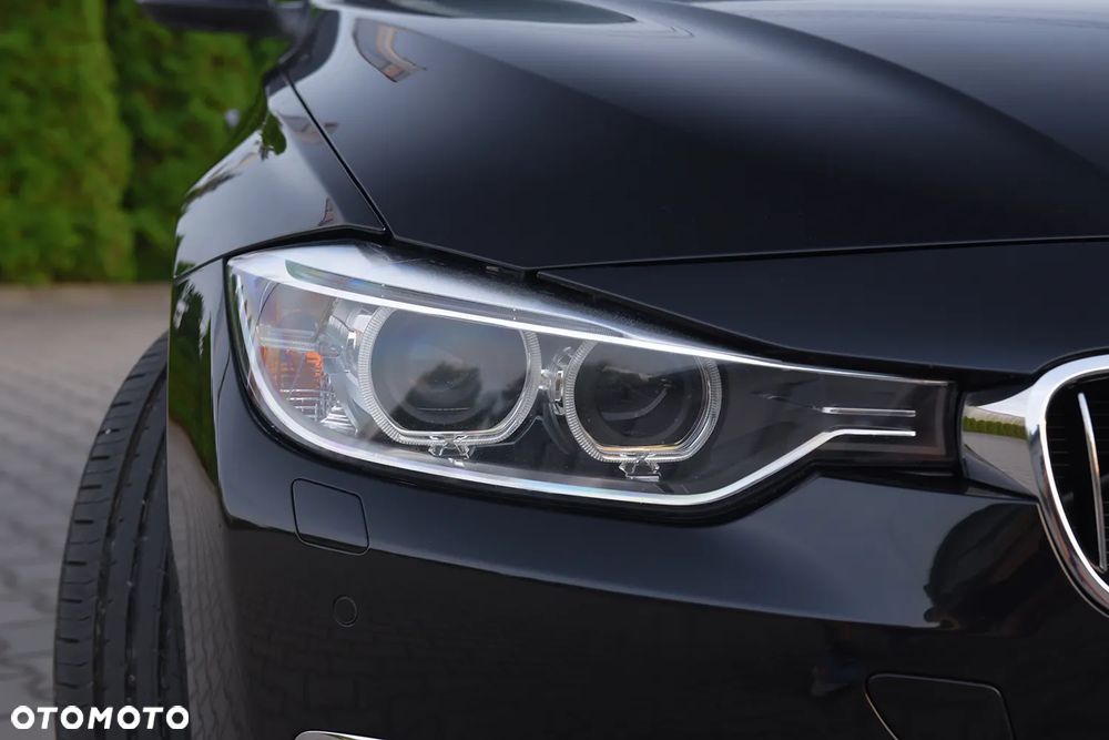 BMW Seria 3 318d Luxury Line - 20