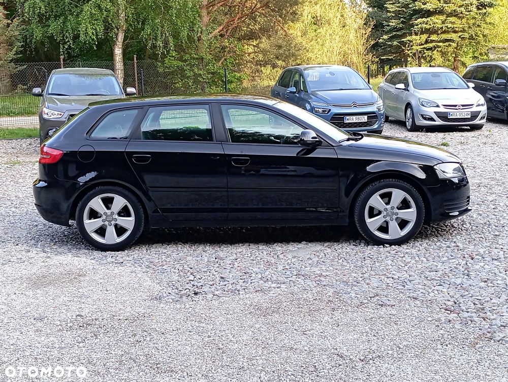 Audi A3 Sportback 1.6 Ambiente - 9