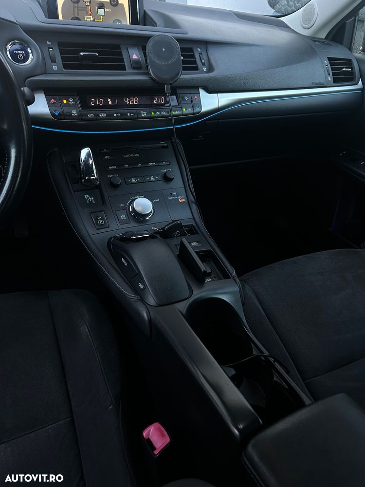 Lexus CT 200h Aut. Executive - 9