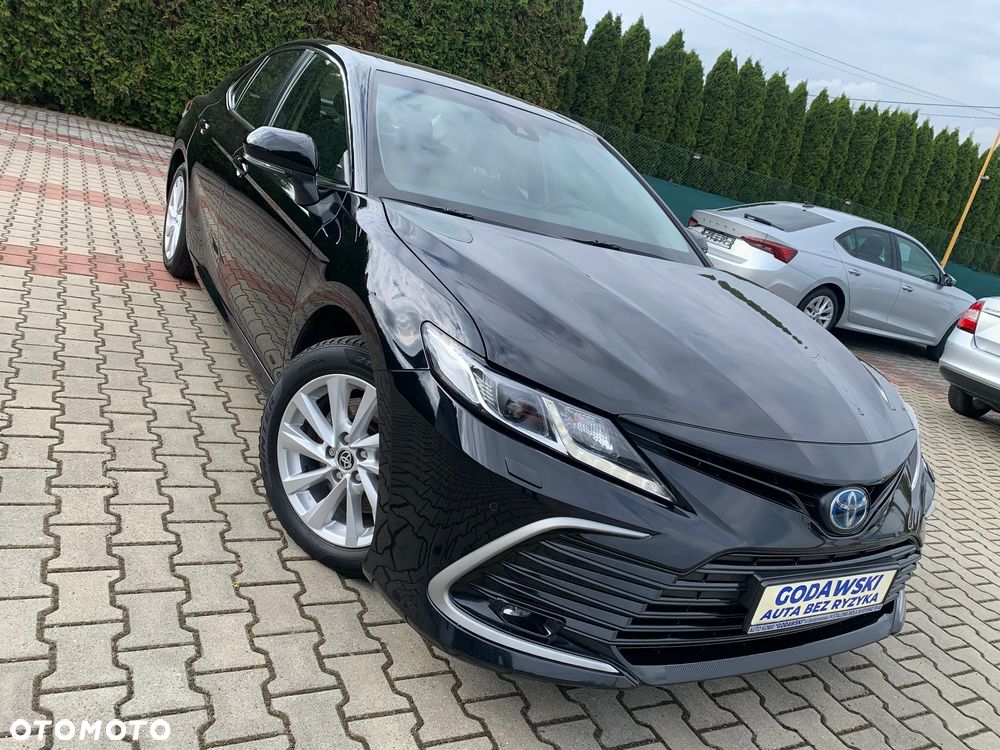 Toyota Camry 2.5 Hybrid Comfort CVT - 2