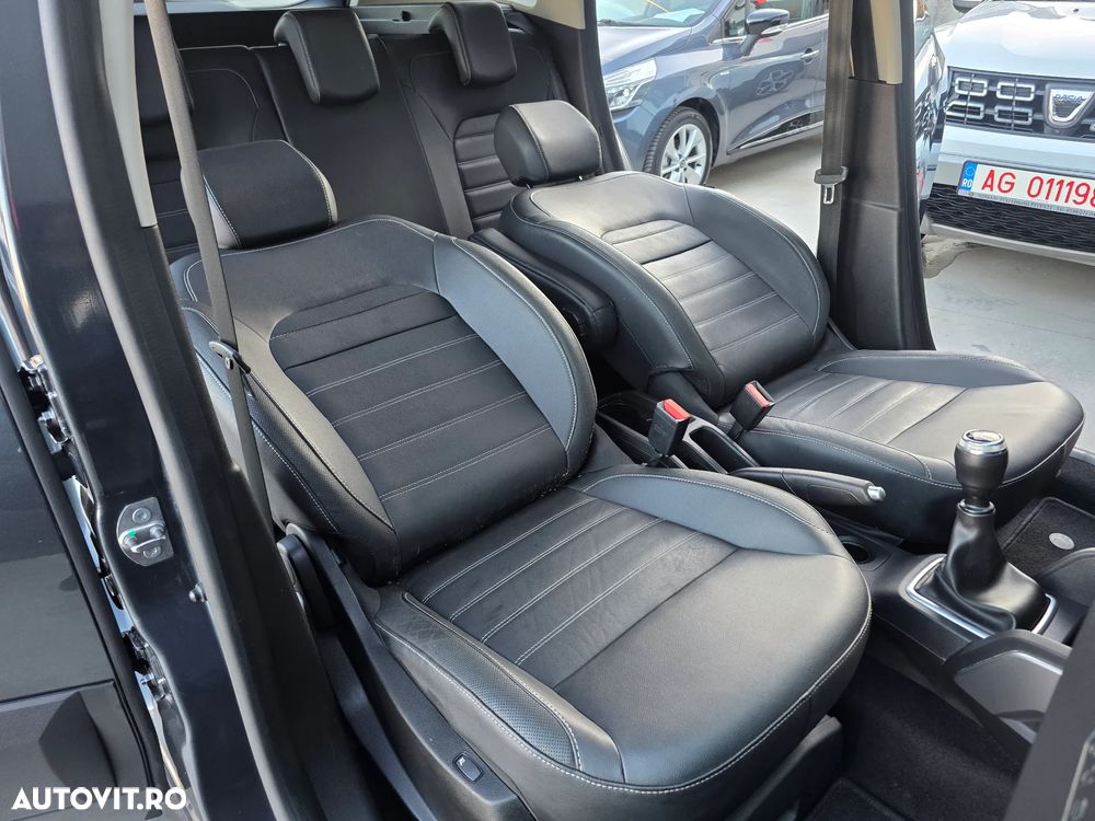 Dacia Duster 1.6 SCe Prestige jante 17" - 9