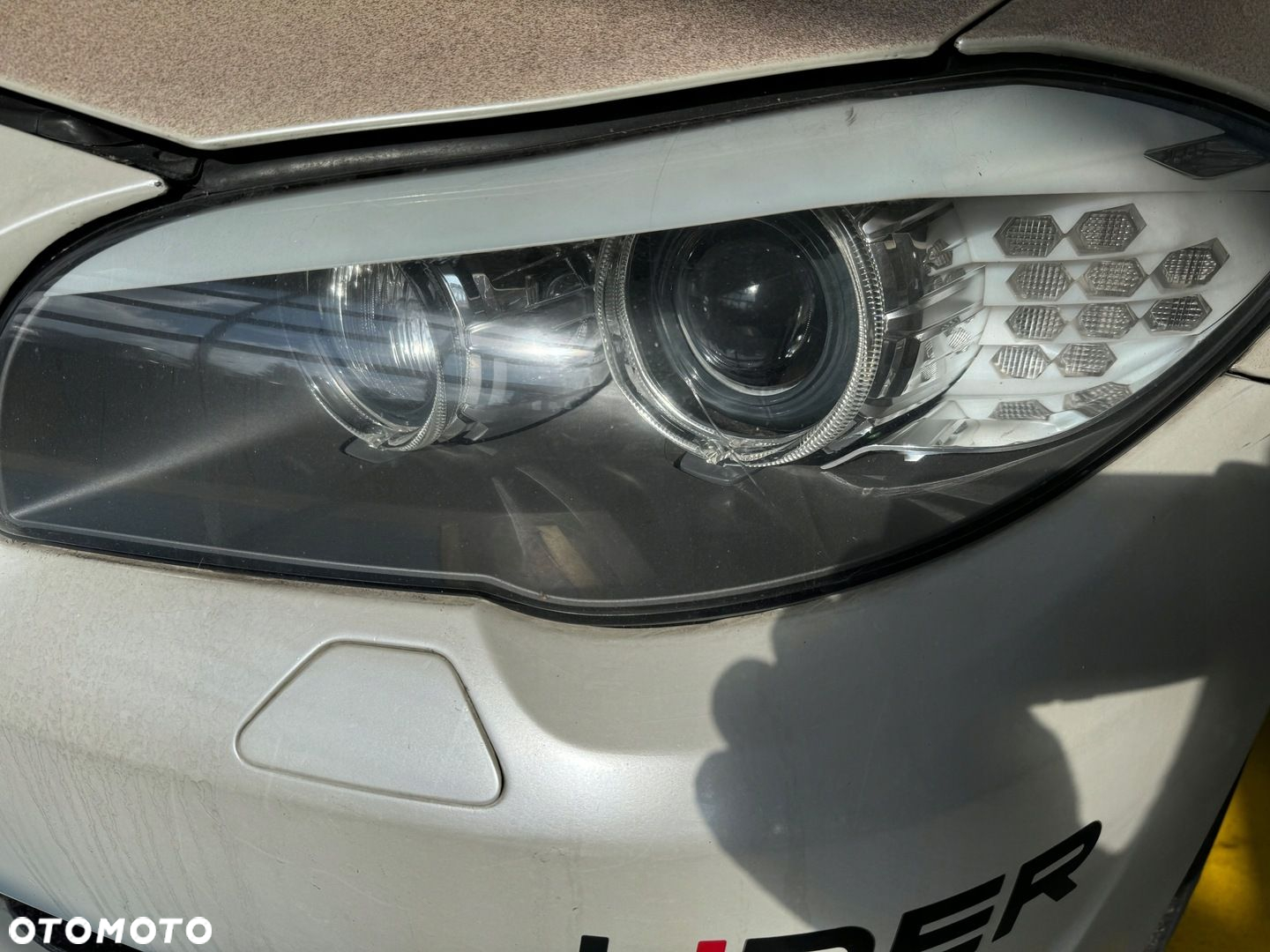 BMW 520 D F10 F11 przód kompletny Bi Xenon LED kolor B90 obklejony - 3