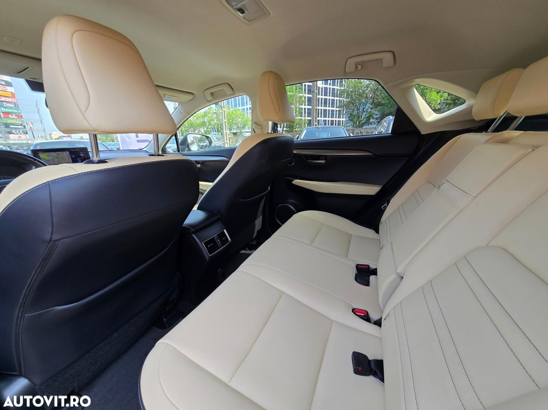 Lexus Seria NX - 25