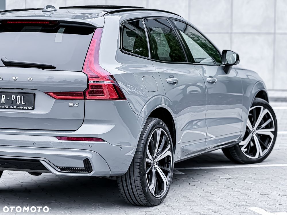 Volvo XC 60 B4 D Ultimate Dark - 13