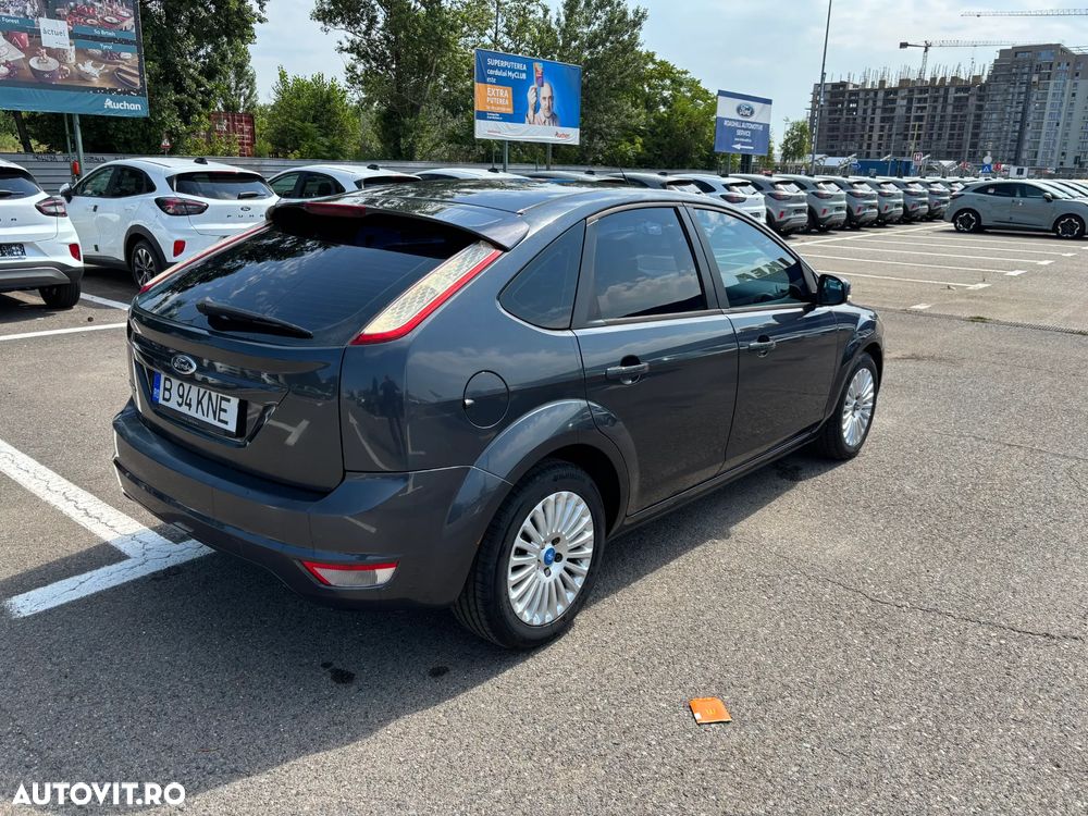 Ford Focus 1.6i Ambiente - 4