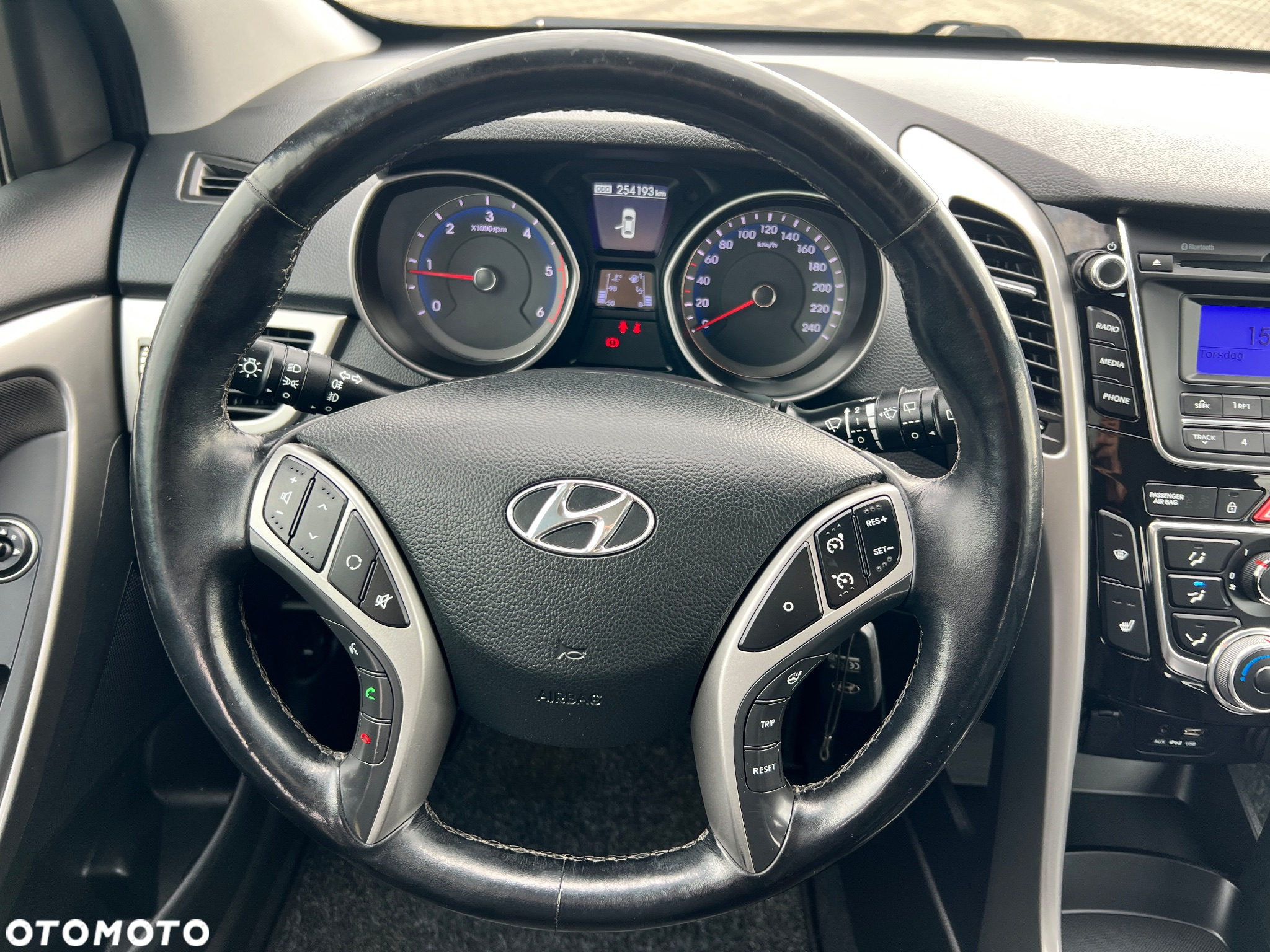 Hyundai i30 1.6 CRDi BlueDrive Premium - 25
