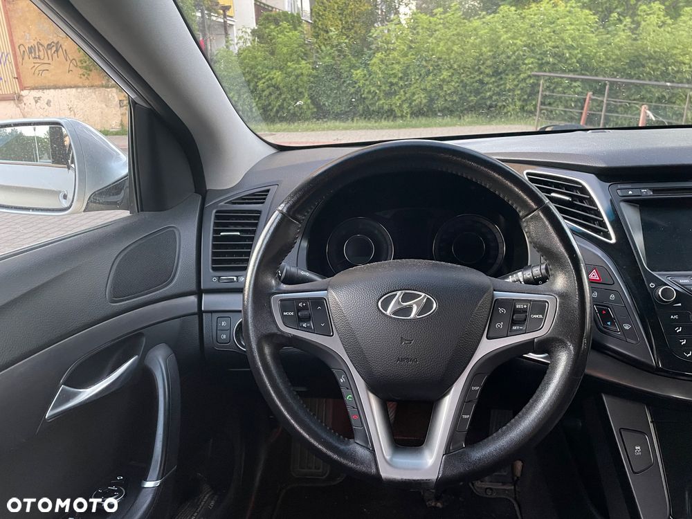 Hyundai i40 Kombi blue 1.7 CRDi Classic - 9